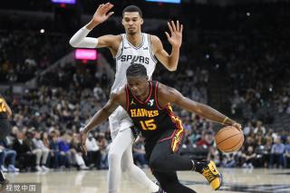 的表现愈发 的表现愈发