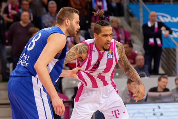 前绕场庆祝 前绕场庆祝